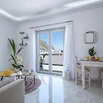 Secret * Perissa (Santorini)
